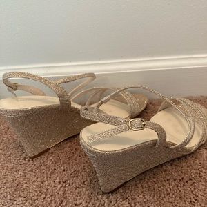 Champagne Sparkle Wedges